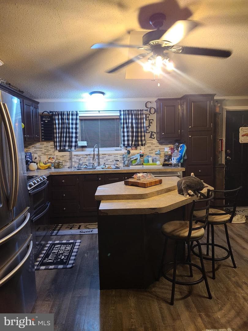 33206 Crabapple Lane photo 2