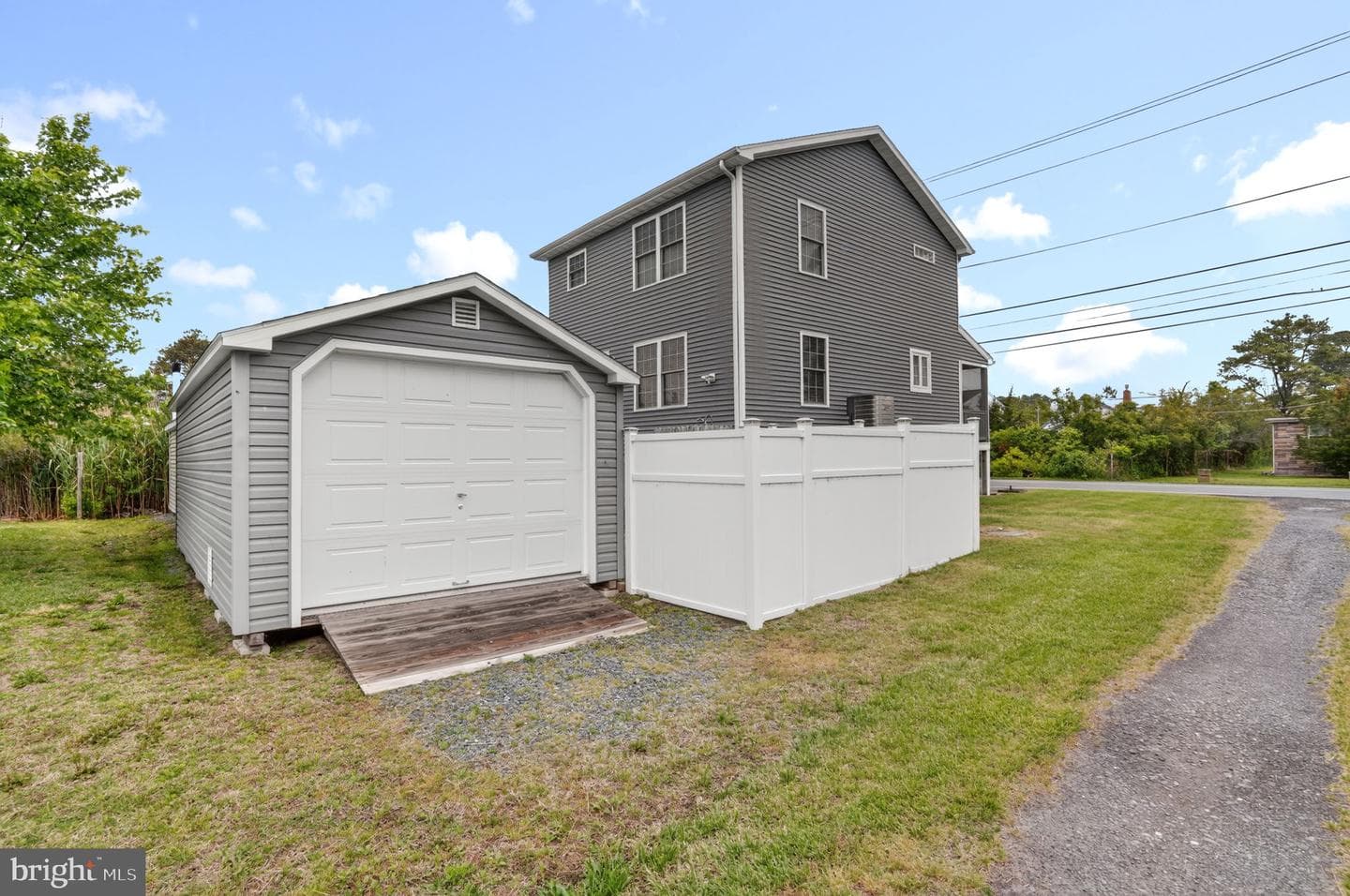 7210 Bunting Road photo 46