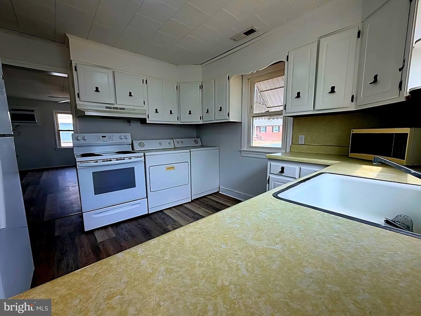 7158 Bunting Road photo 27