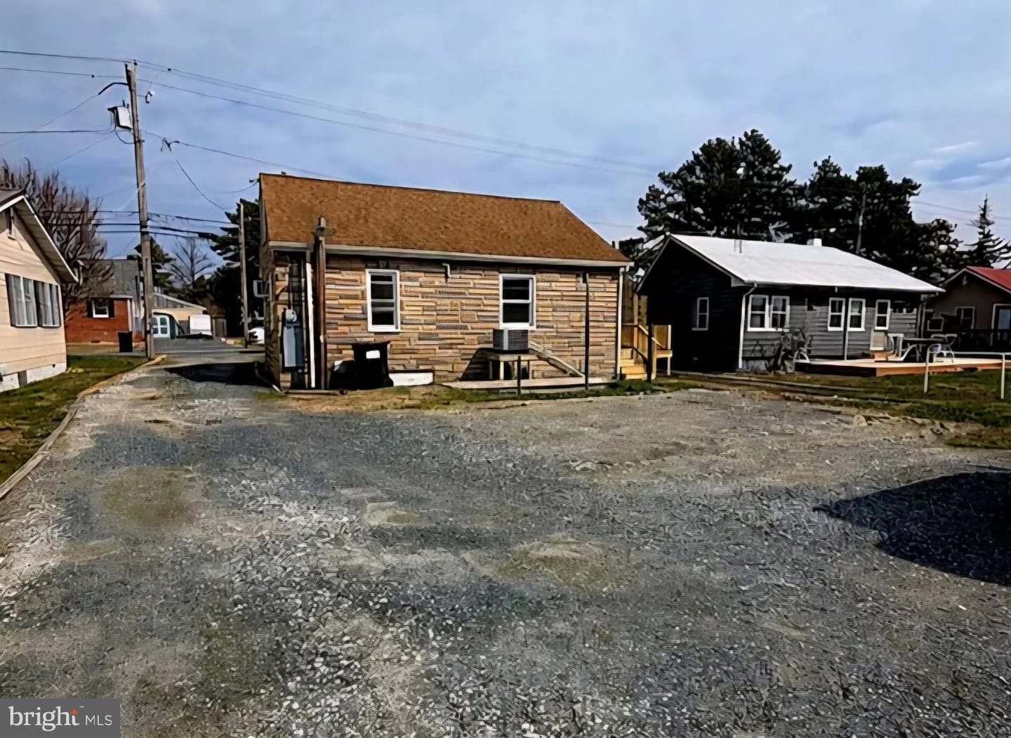 7158 Bunting Road photo 5