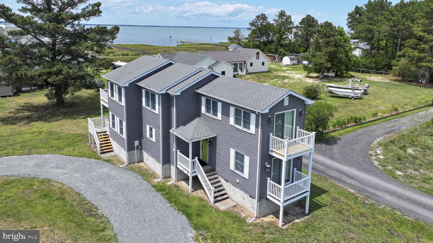 5061 Bay Colony Lane, Chincoteague Island