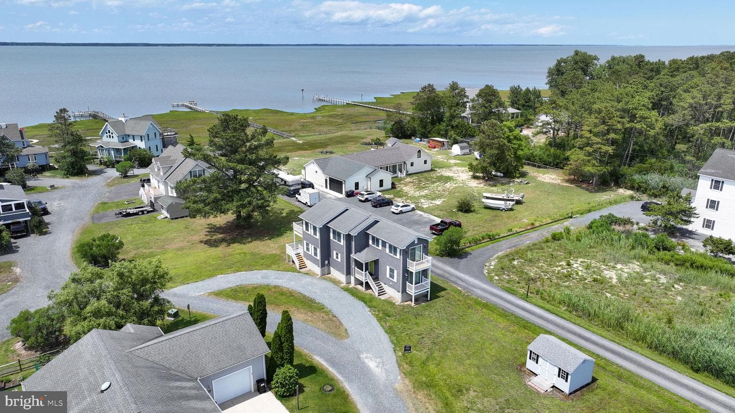 5061 Bay Colony Lane, Chincoteague Island
