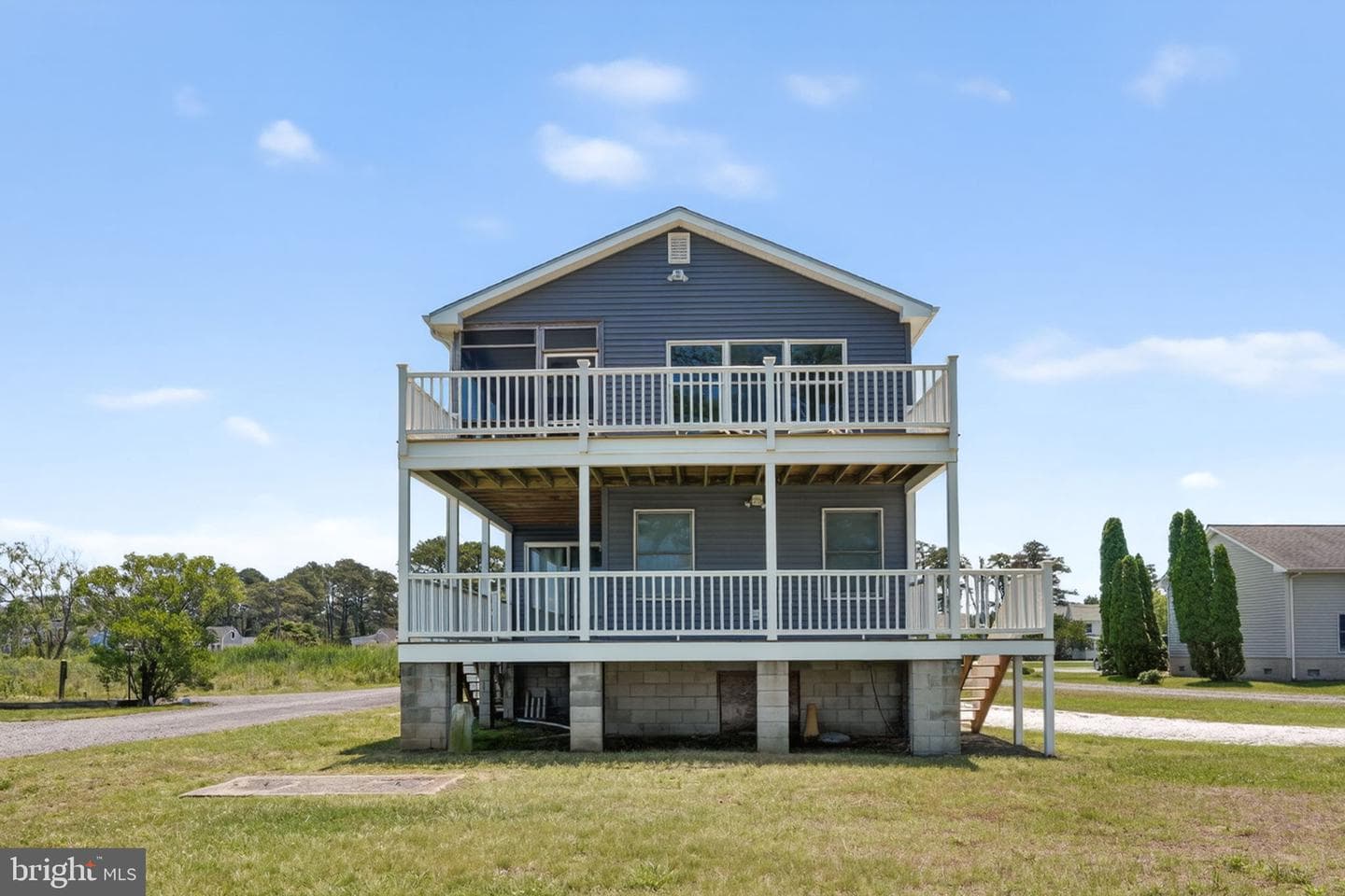 5061 Bay Colony Lane photo 3