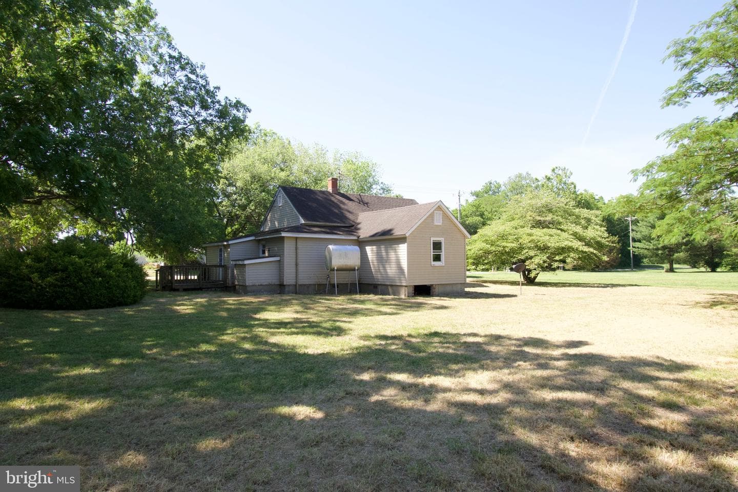 15271 Waterfield Street photo 16