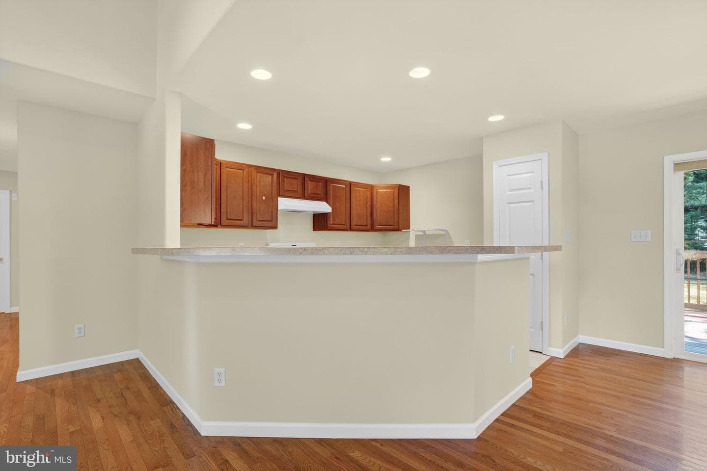 2347 Mayflower Drive photo 12