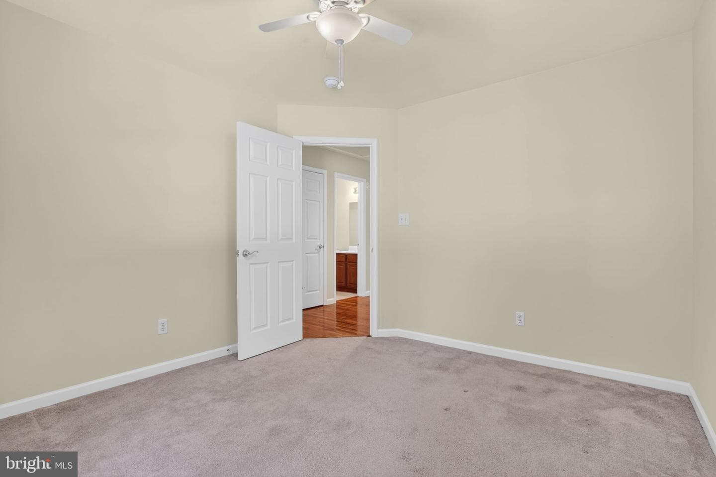 2347 Mayflower Drive photo 27
