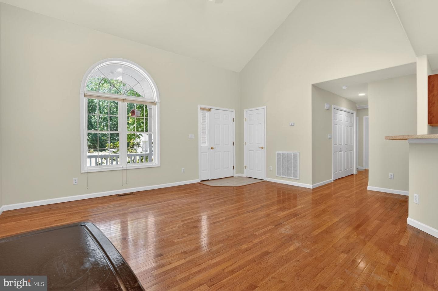 2347 Mayflower Drive photo 5
