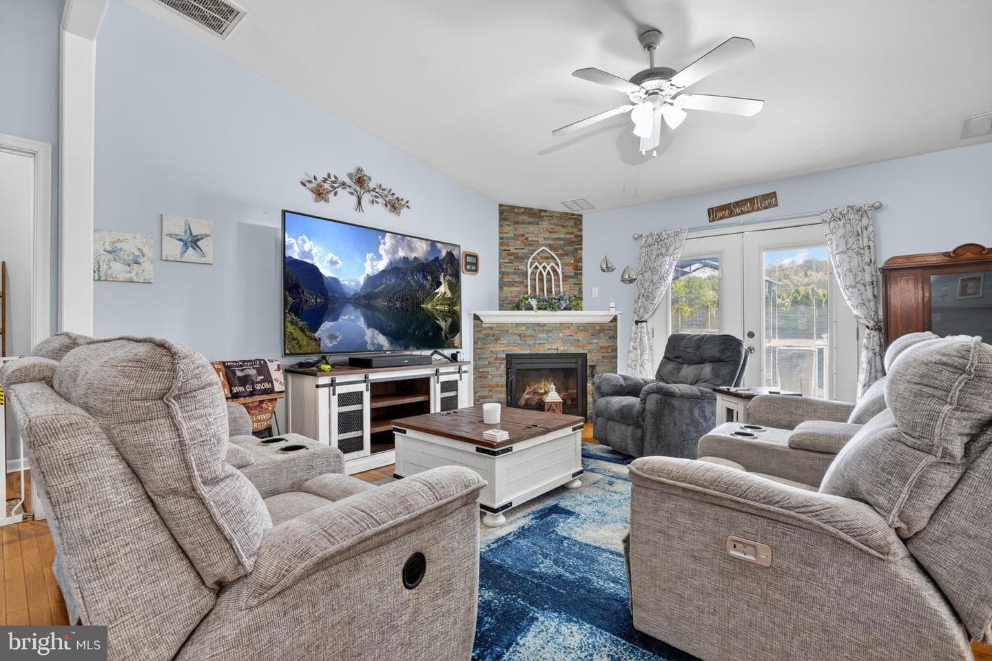 2353 Yardarm Drive photo 10