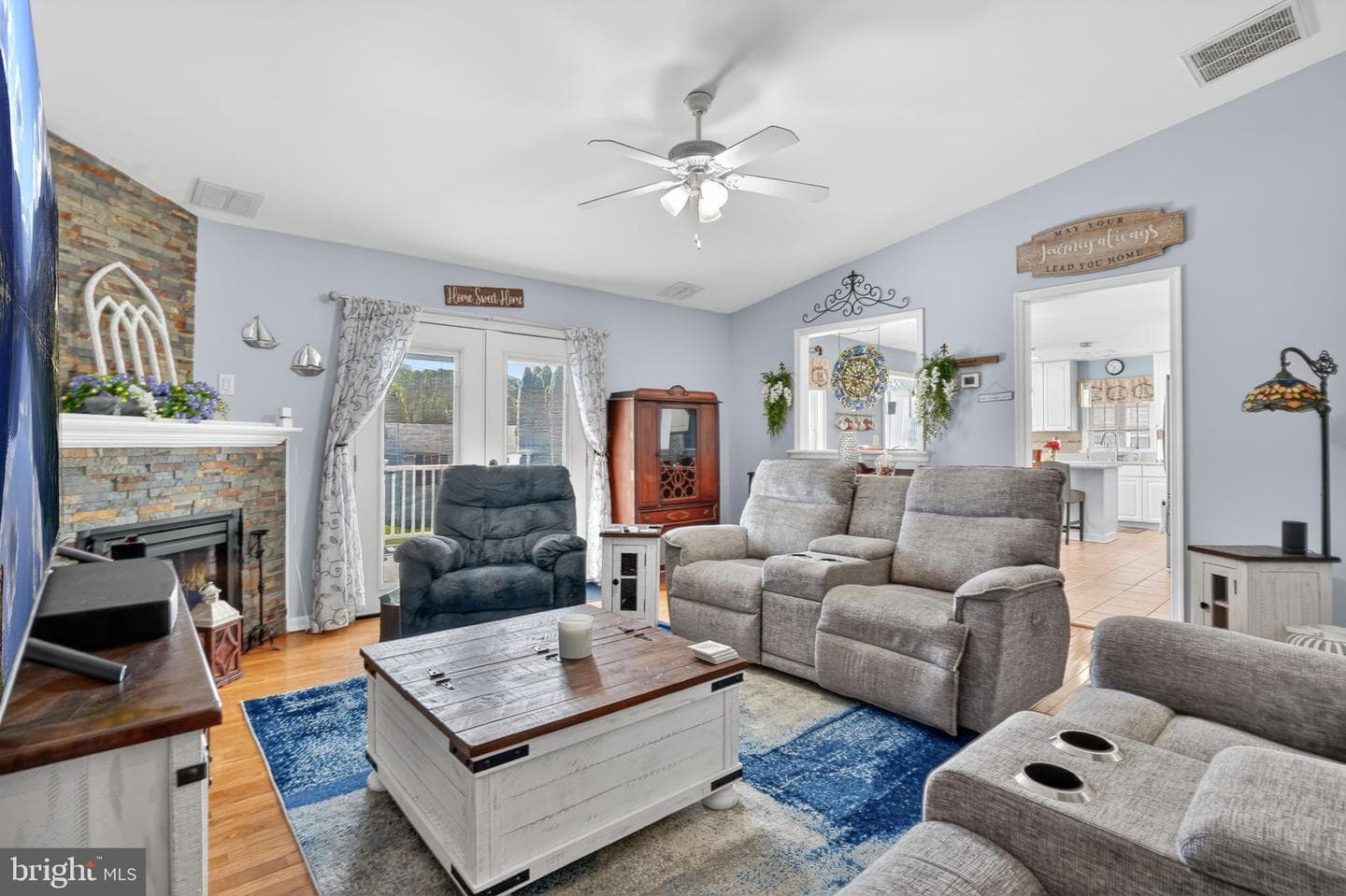 2353 Yardarm Drive photo 9