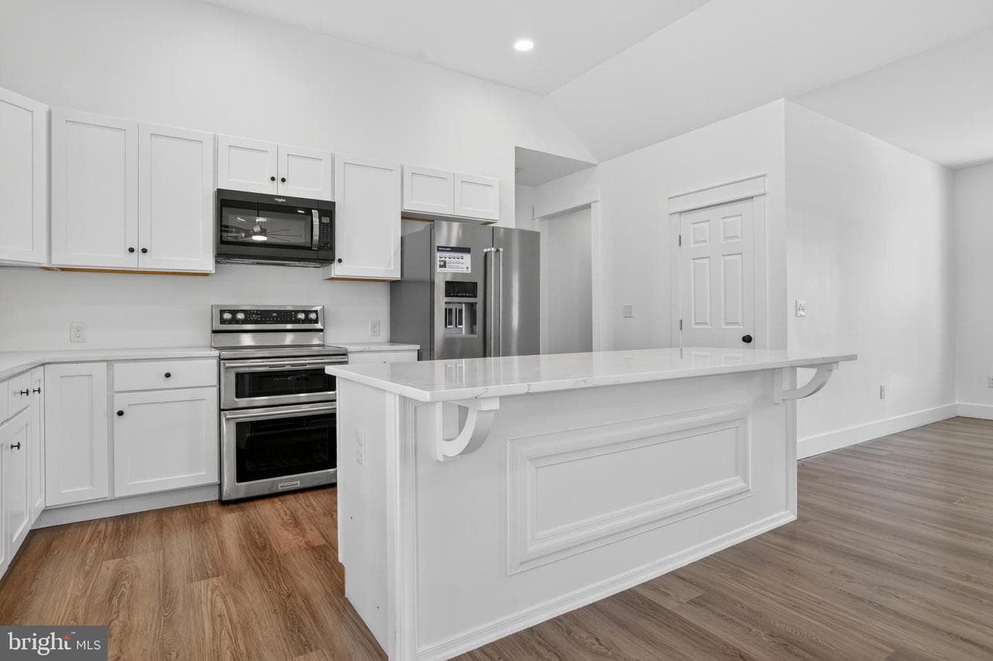3077 Navigator Drive photo 8