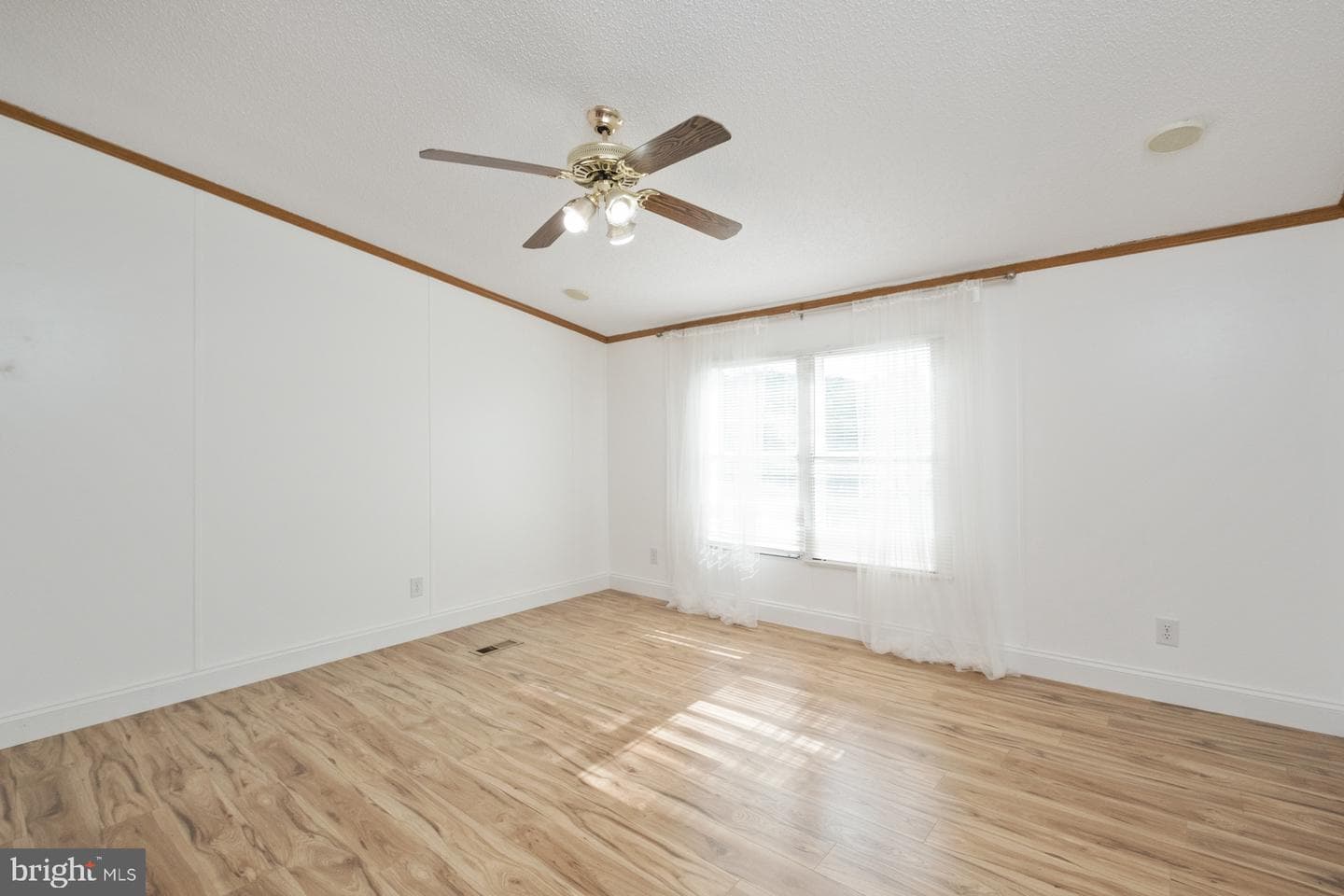 1784 Fadley Road photo 11