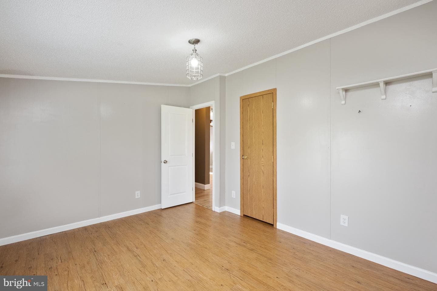1784 Fadley Road photo 18
