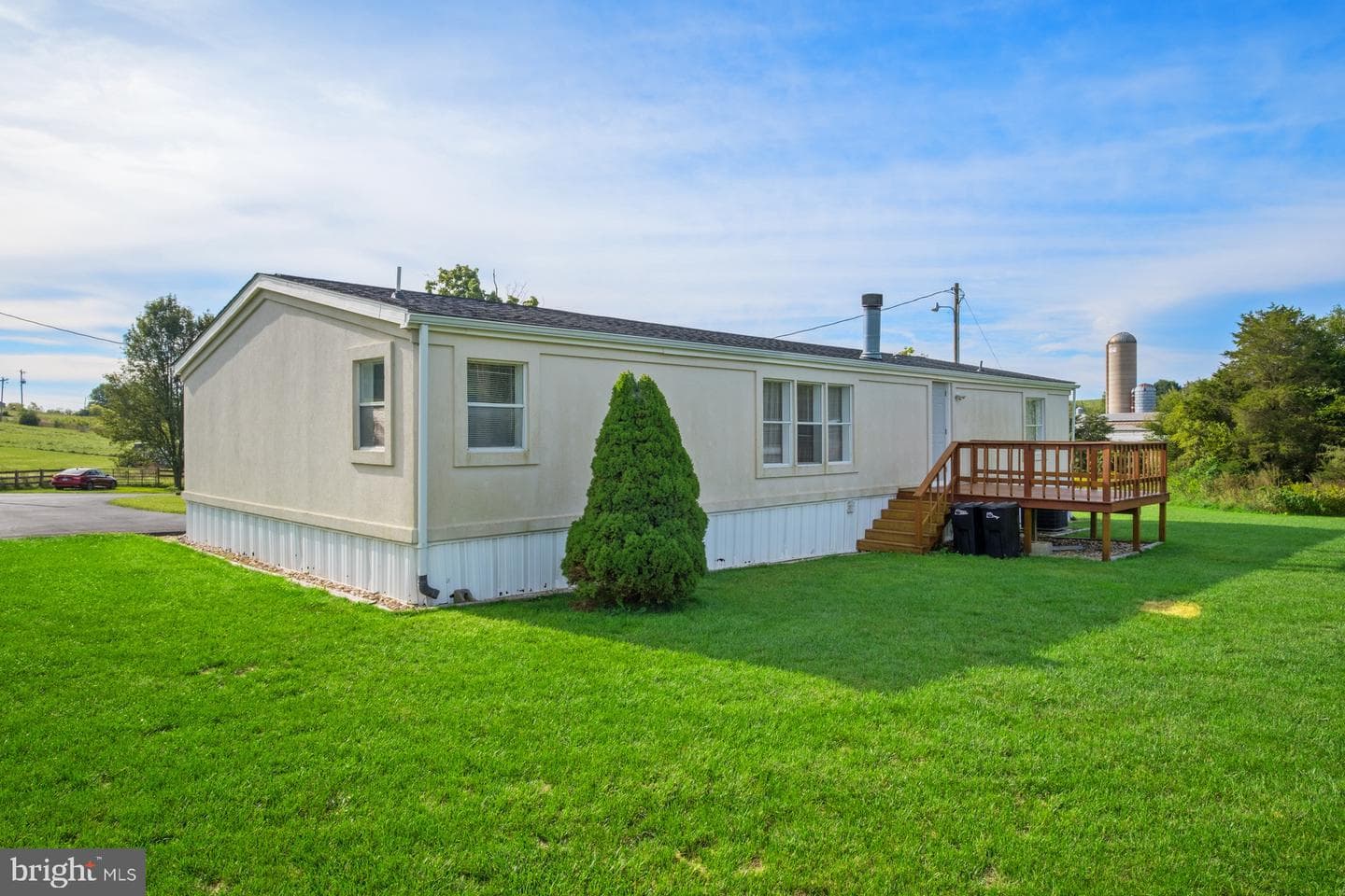 1784 Fadley Road photo 22