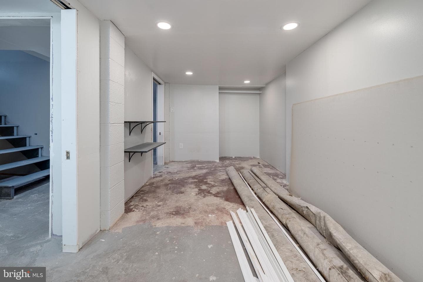 111 Skyview Circle photo 33