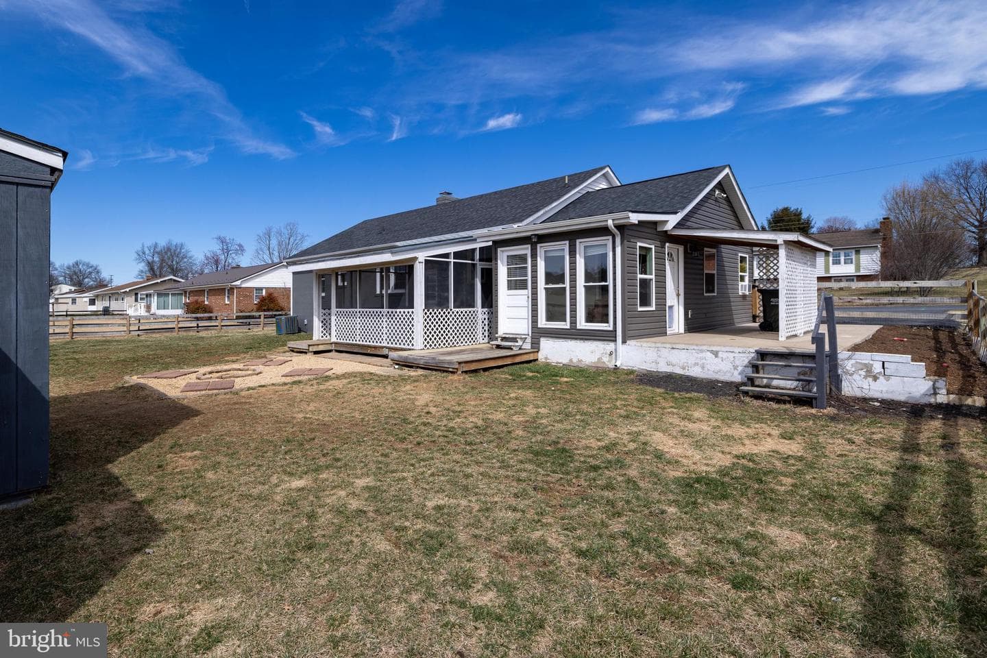 111 Skyview Circle photo 37