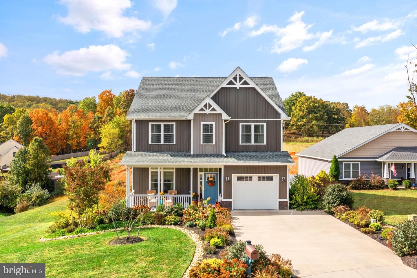 103 Oakstone Run photo 2