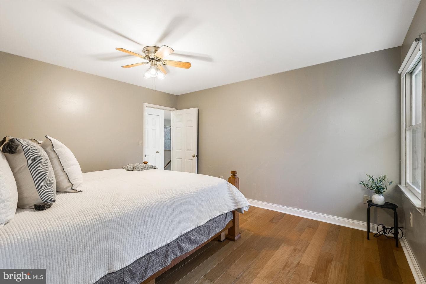 209 Raintree Road photo 21