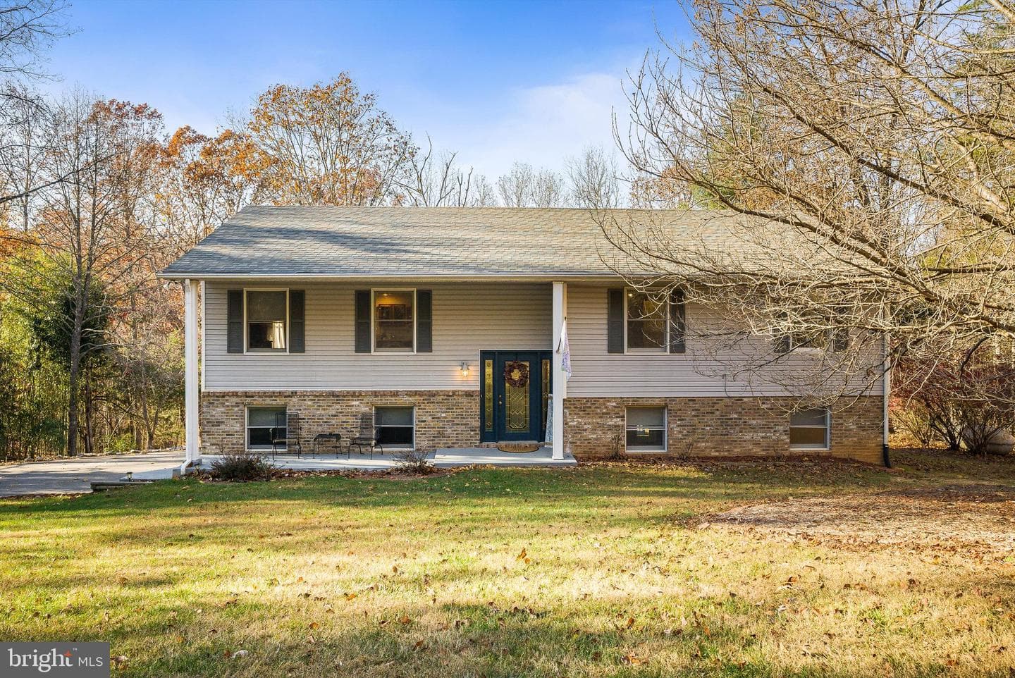 209 Raintree Road photo 3