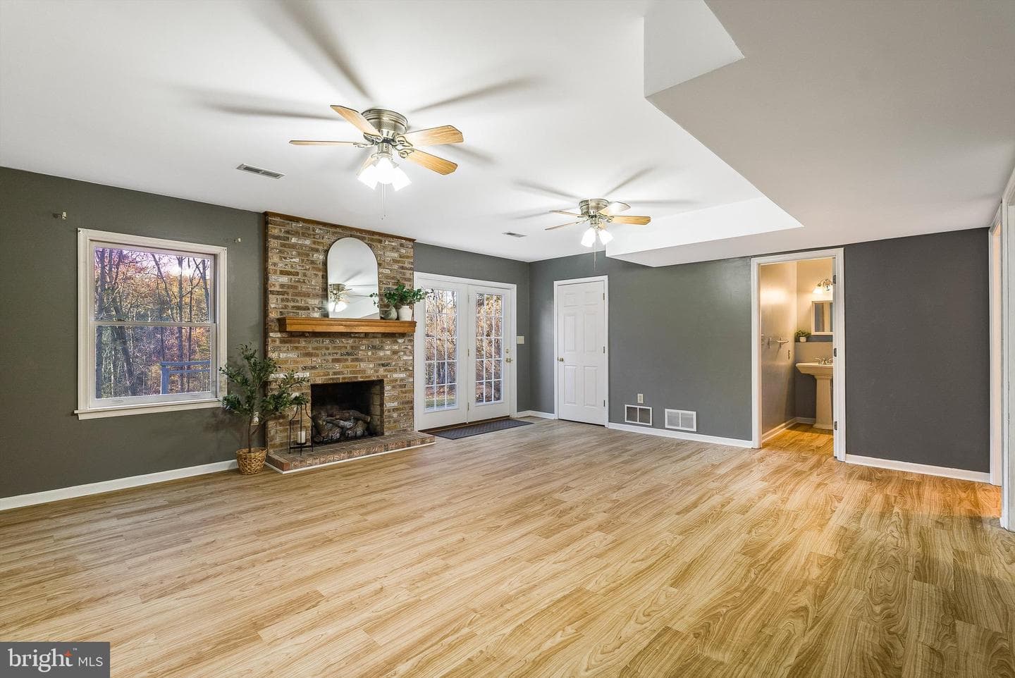 209 Raintree Road photo 30
