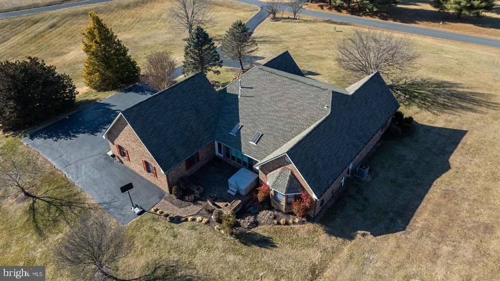 147 Bon Lea Drive photo 16