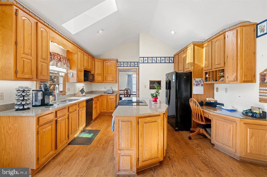 147 Bon Lea Drive photo 35
