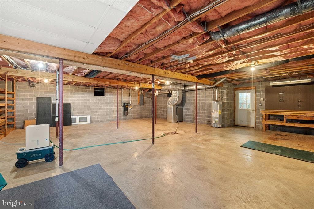 147 Bon Lea Drive photo 68