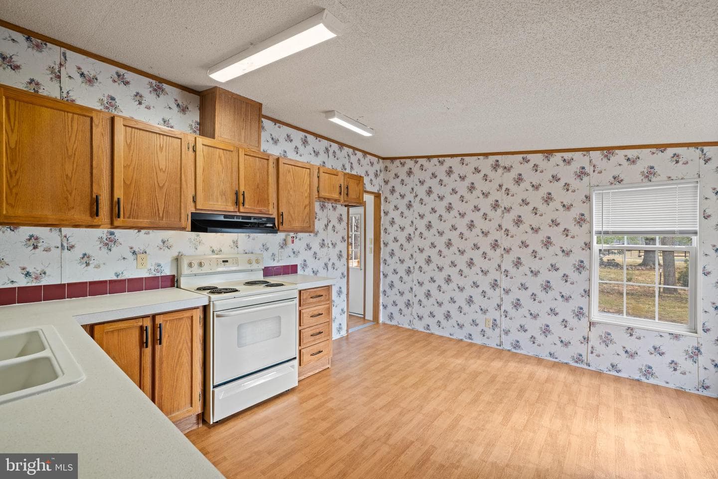 38 Maggie Lane photo 29