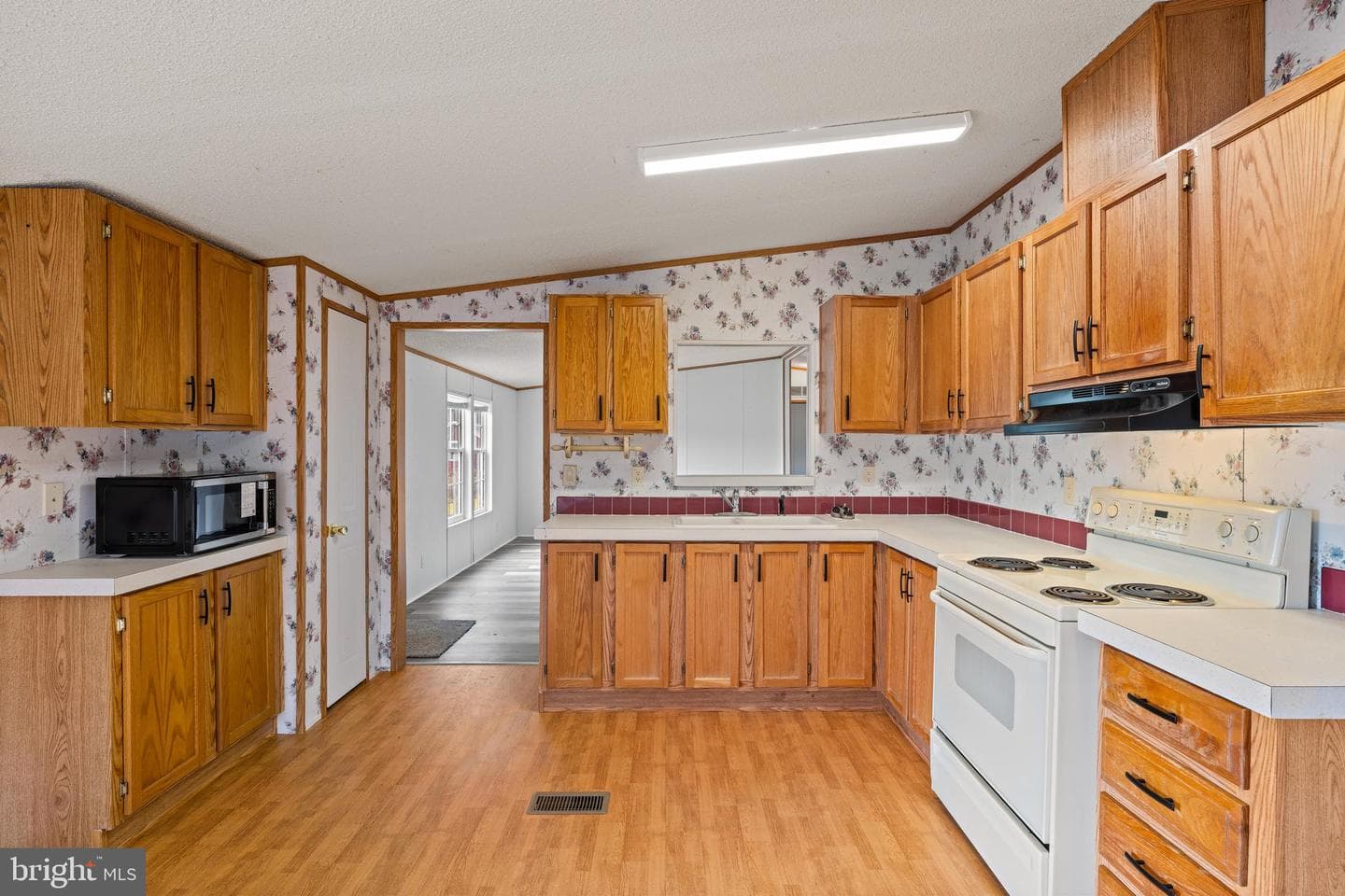 38 Maggie Lane photo 31