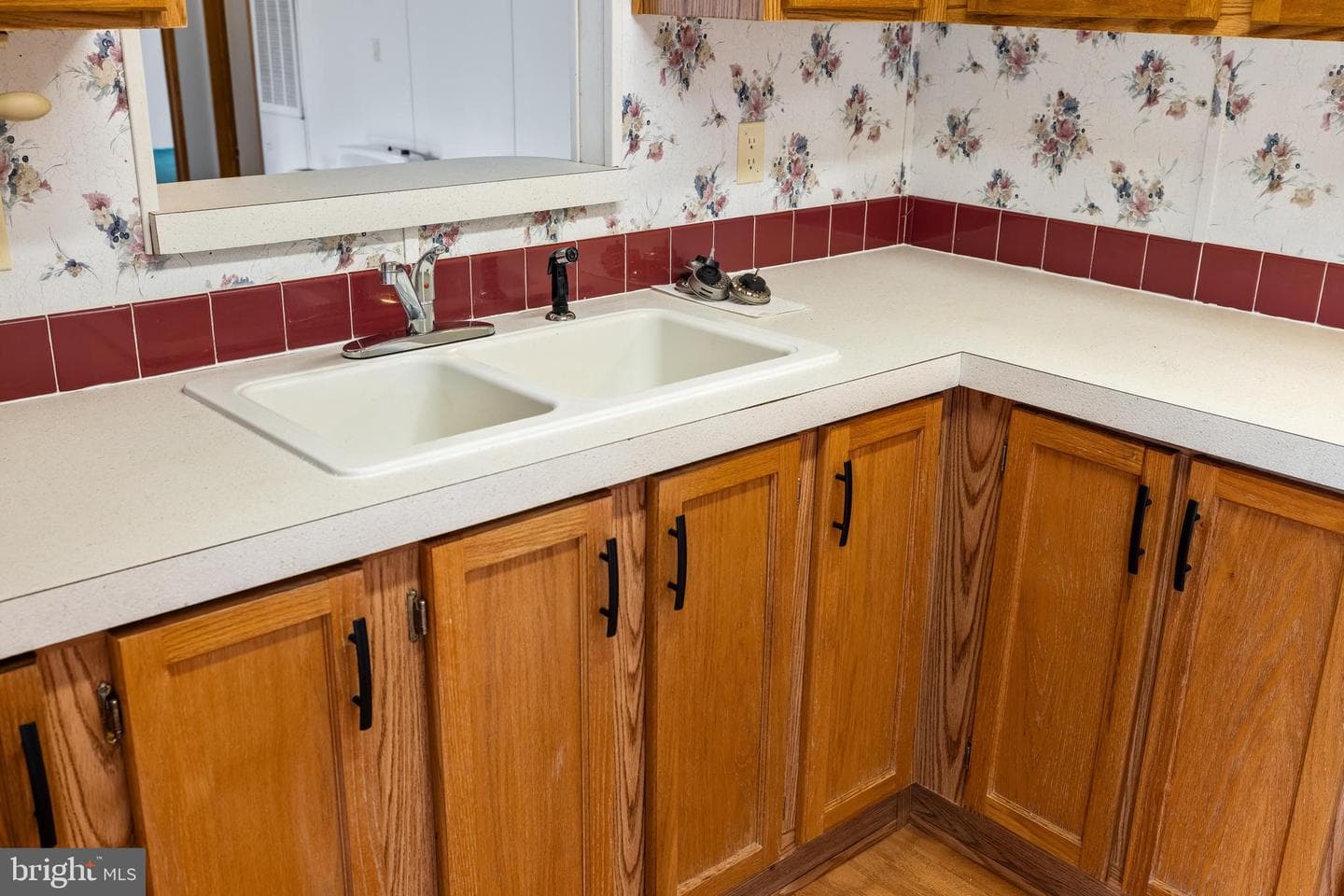 38 Maggie Lane photo 32