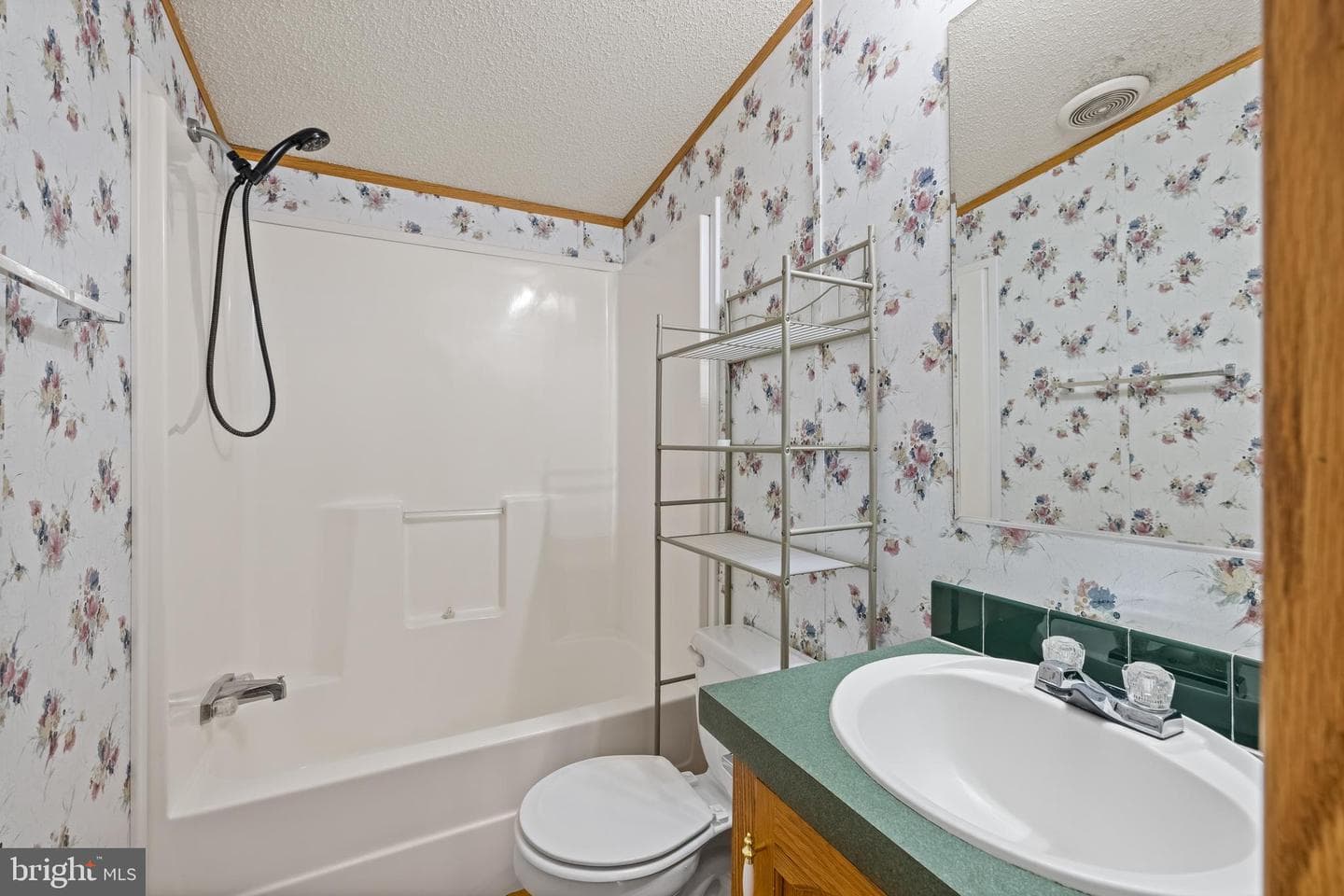 38 Maggie Lane photo 46