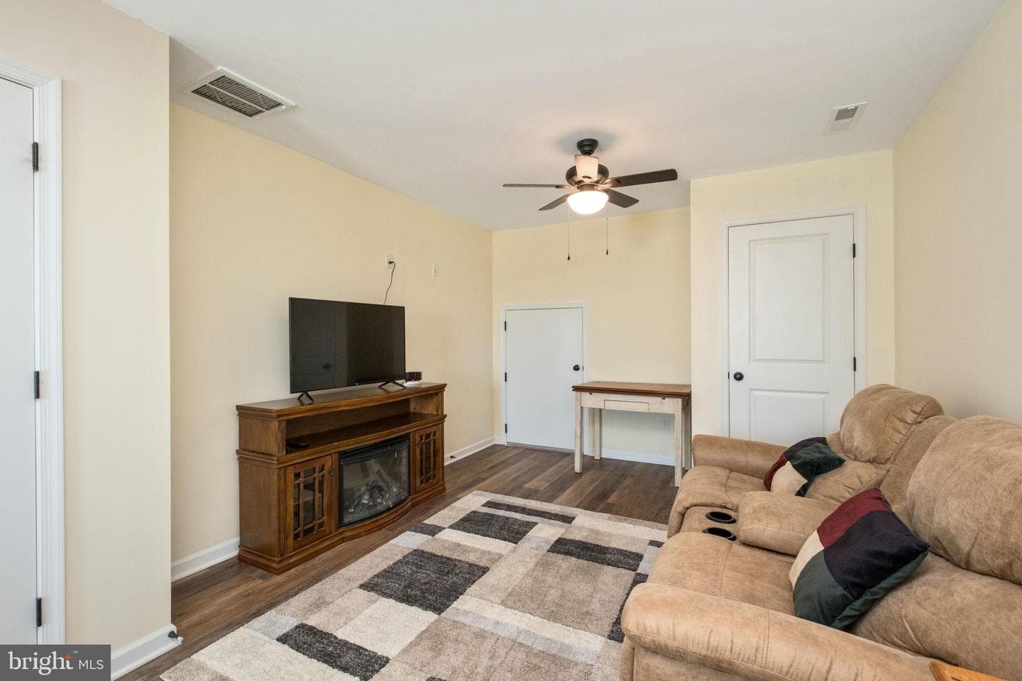 138 Lindburgh Drive photo 29