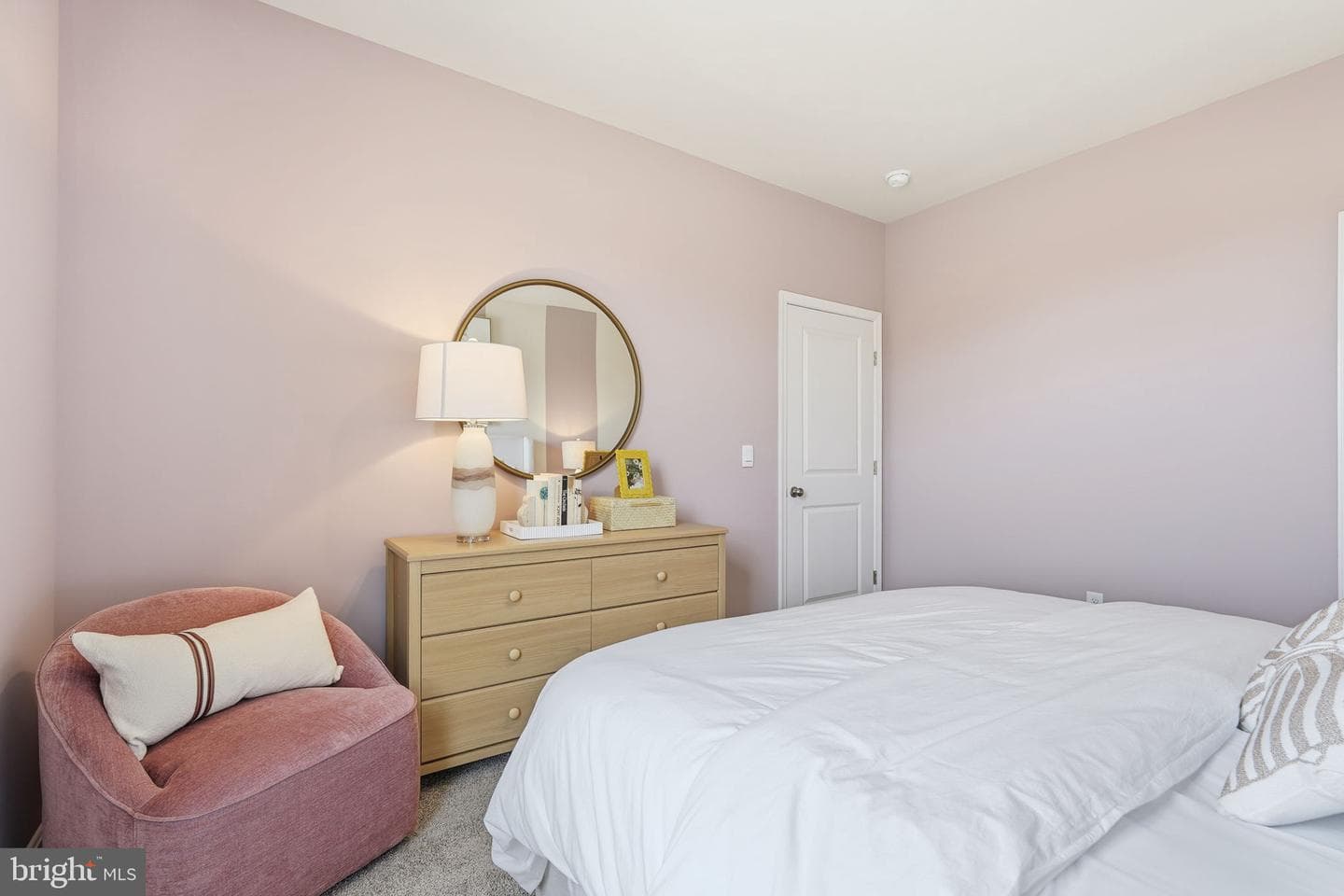 7 Lexington Lane photo 27