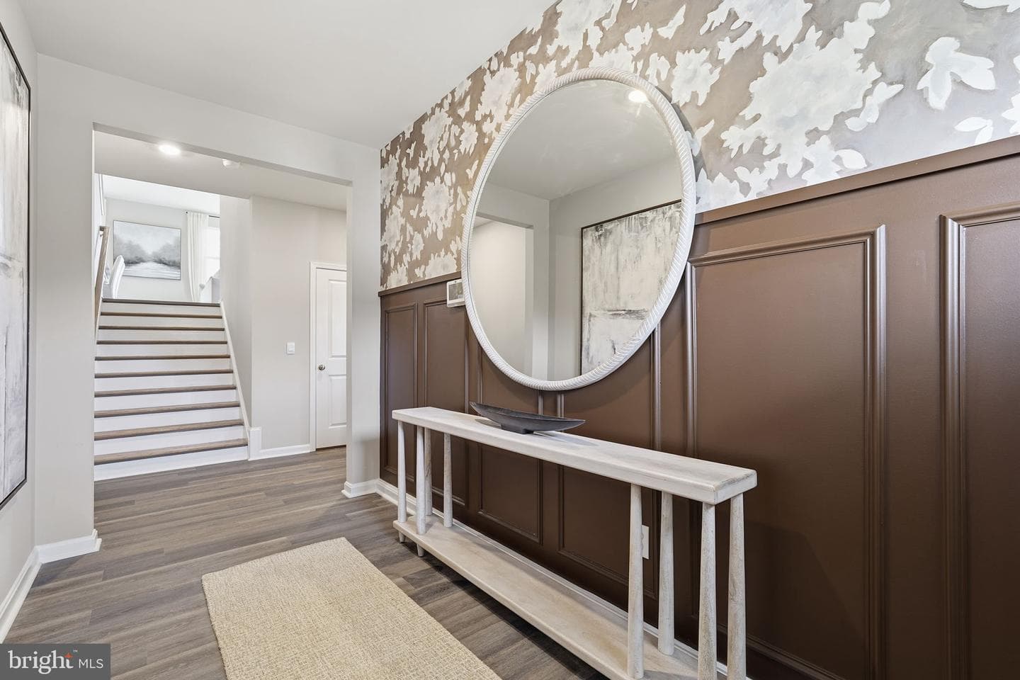 7 Lexington Lane photo 3