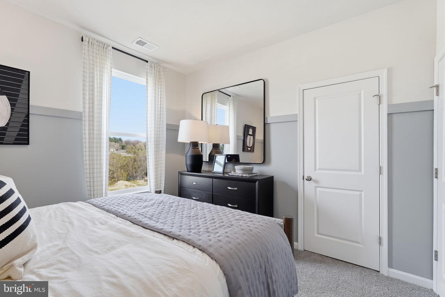7 Lexington Lane photo 30