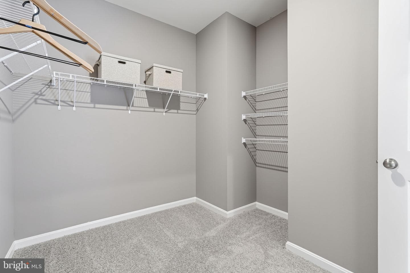 7 Lexington Lane photo 31