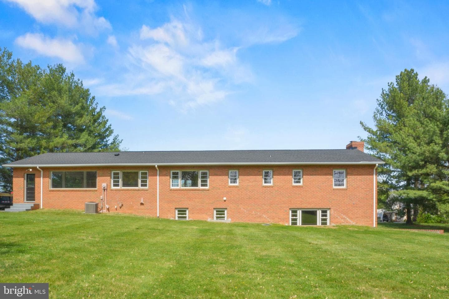 40 Troxell Lane photo 23