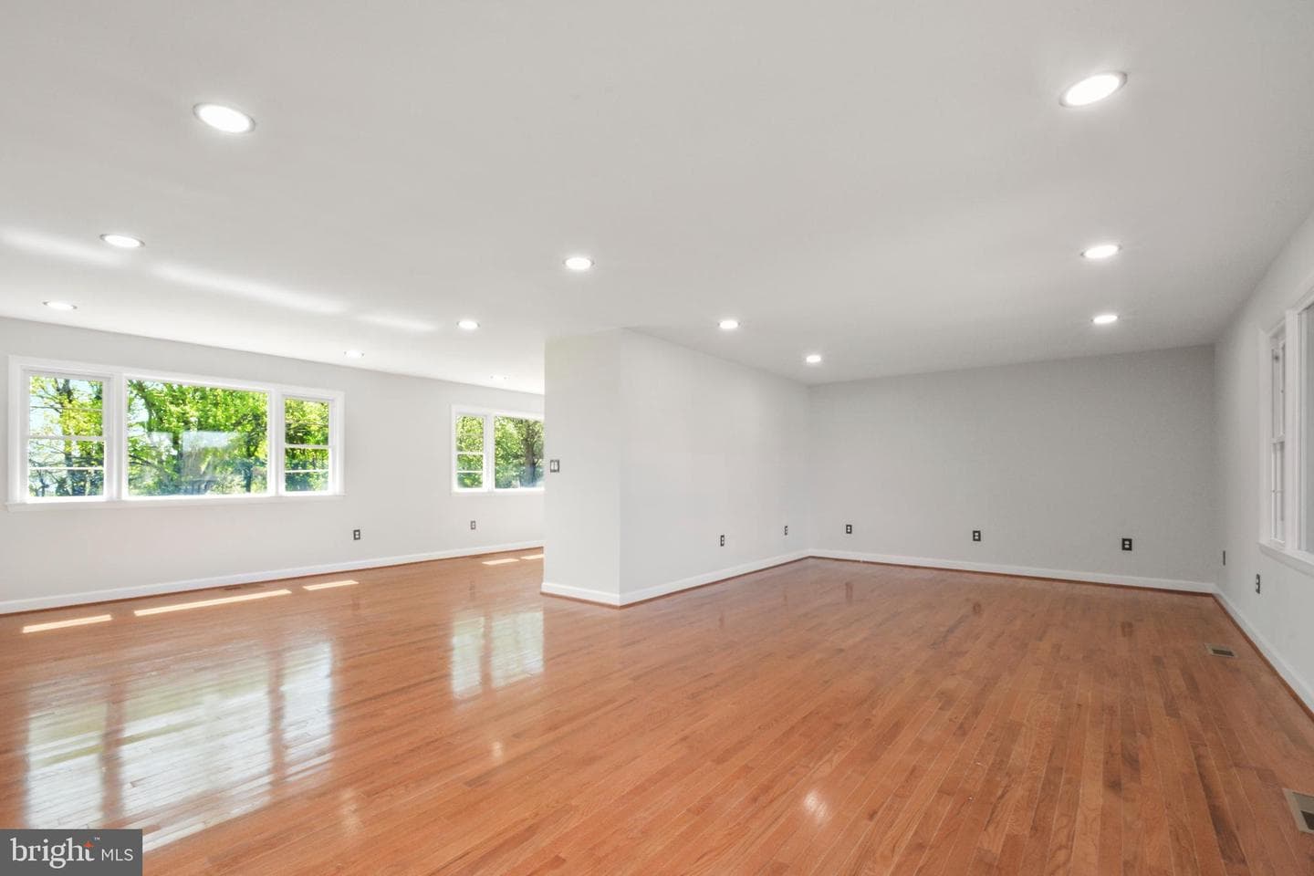 40 Troxell Lane photo 6