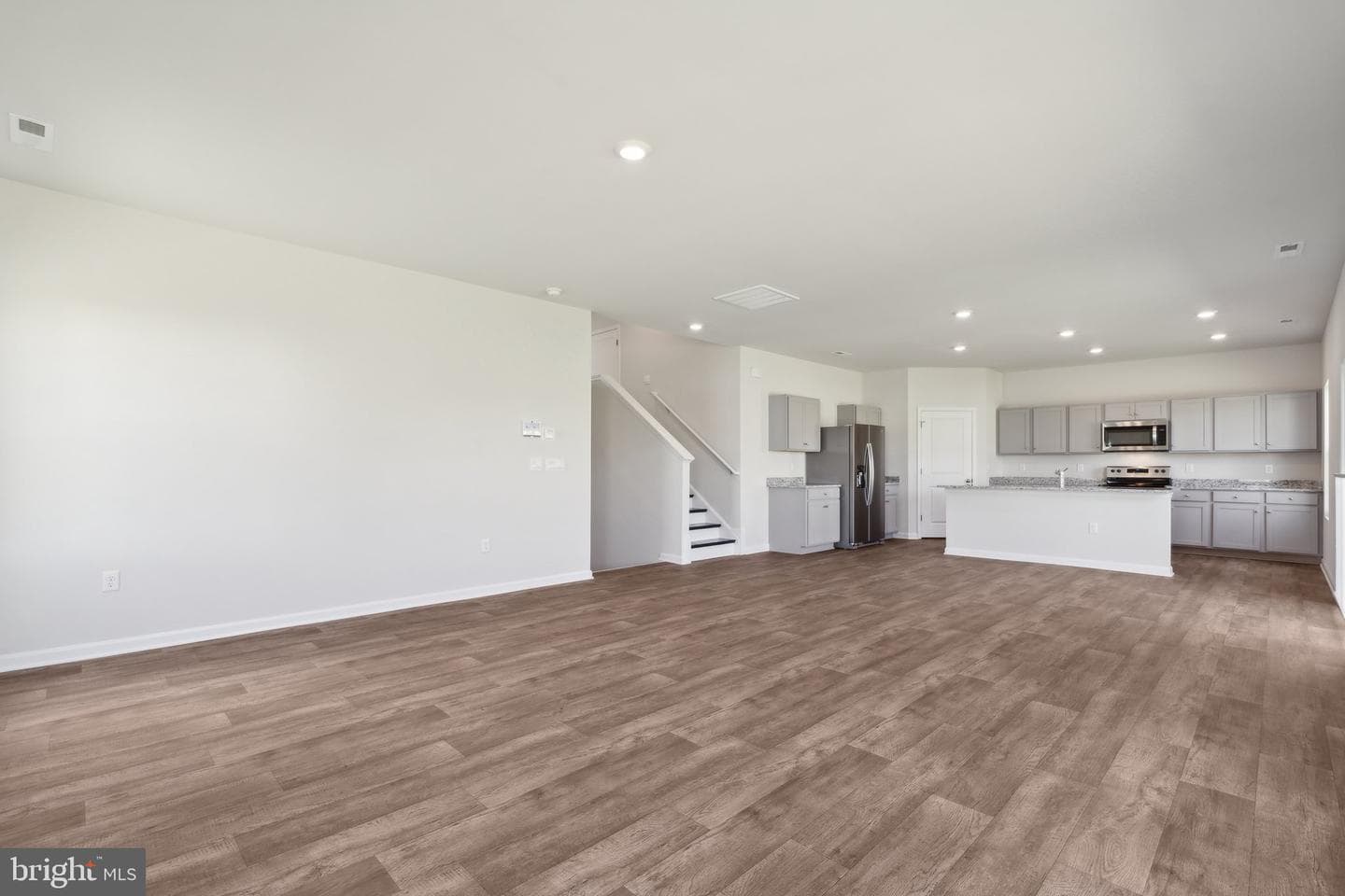 99 Fairfield Drive photo 5