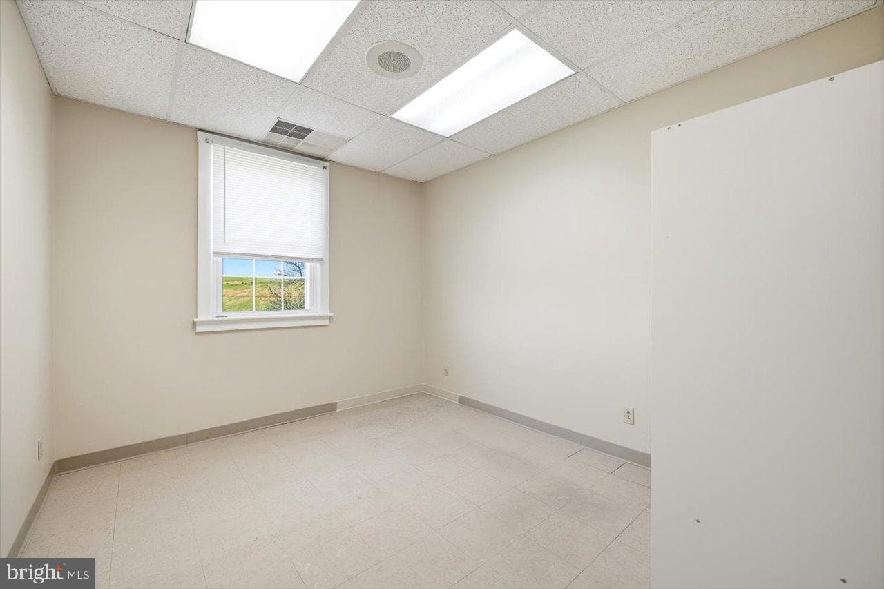 38 Cherry Grove Road photo 17
