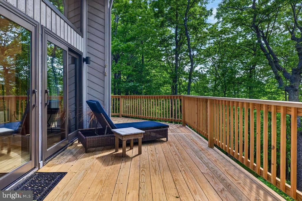 198 Hemlock Drive photo 13