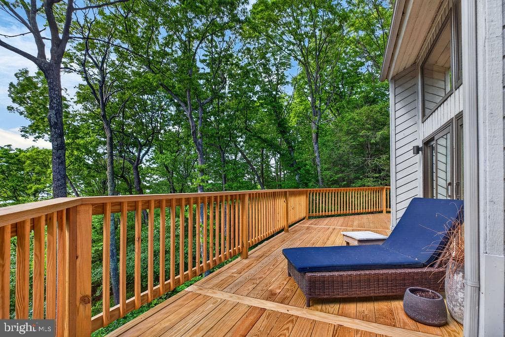 198 Hemlock Drive photo 19