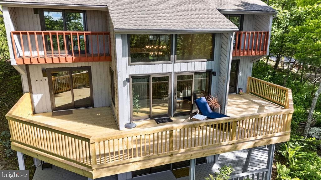 198 Hemlock Drive photo 24