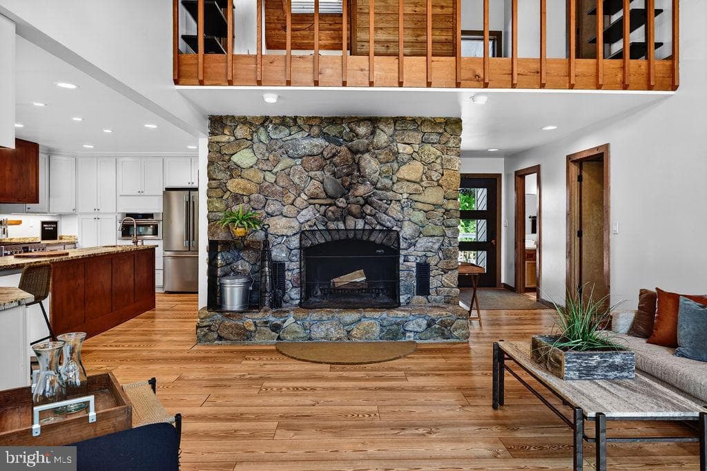 198 Hemlock Drive photo 31