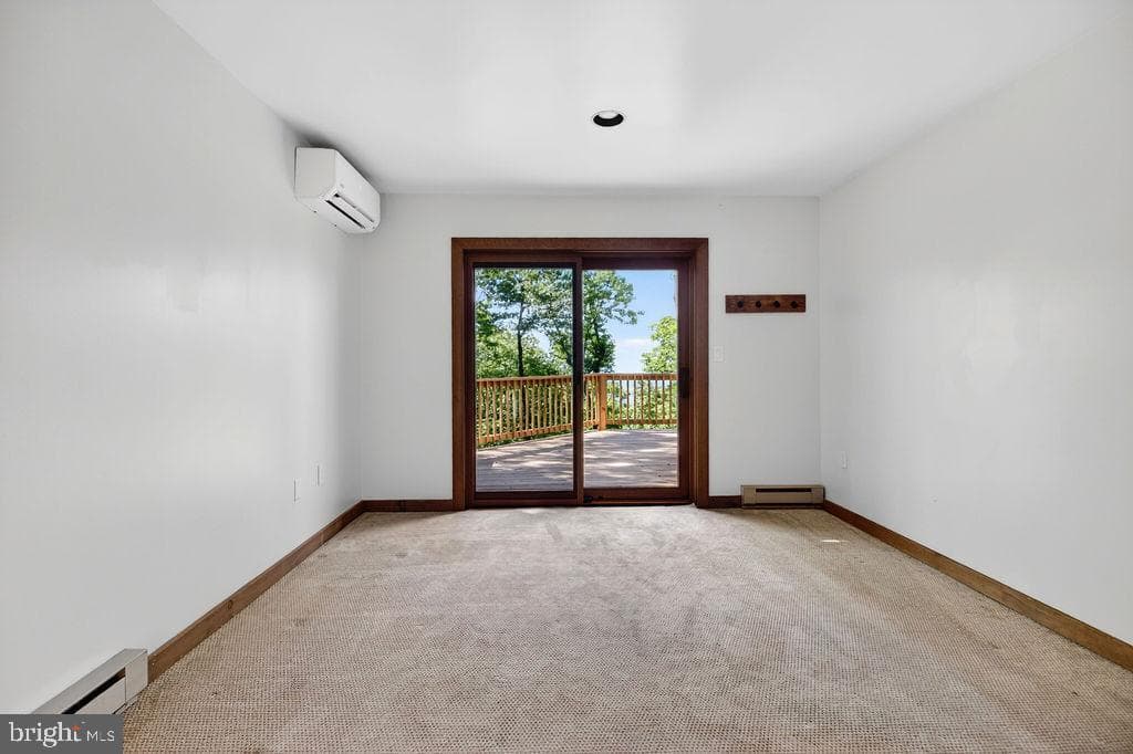 198 Hemlock Drive photo 36
