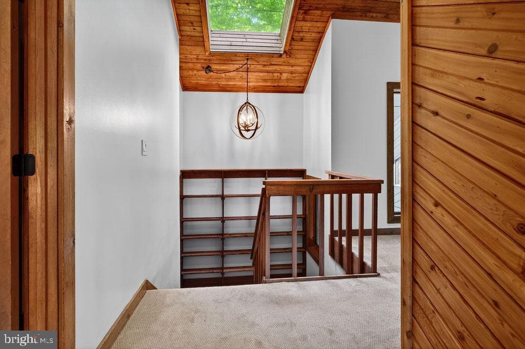 198 Hemlock Drive photo 40