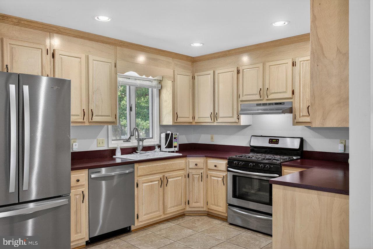 215 Forest Drive photo 13