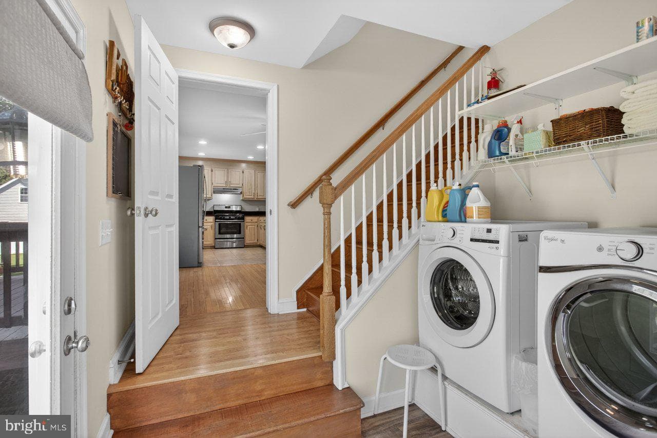 215 Forest Drive photo 18