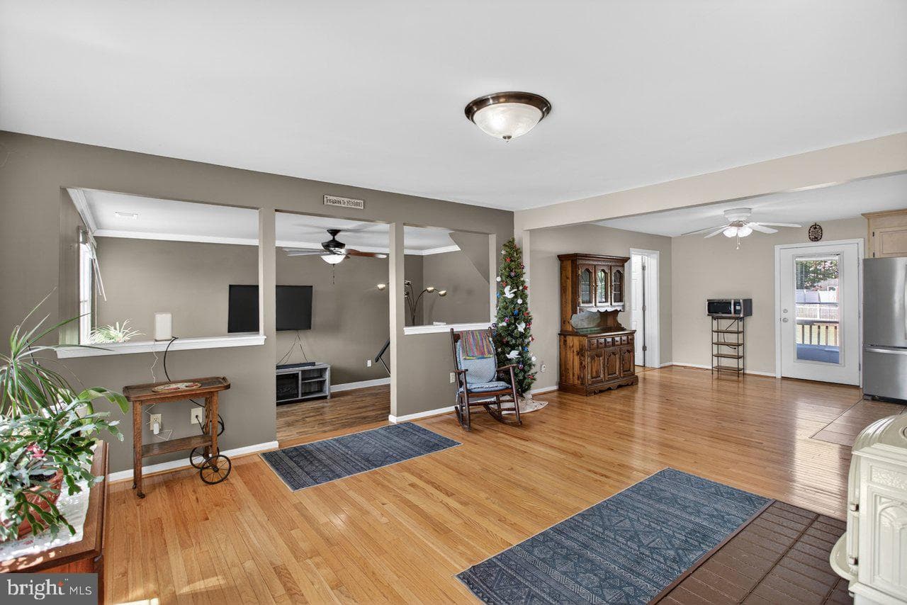 215 Forest Drive photo 4