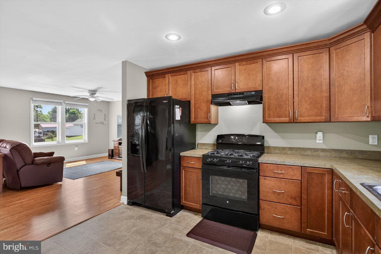 215 Forest Drive photo 45