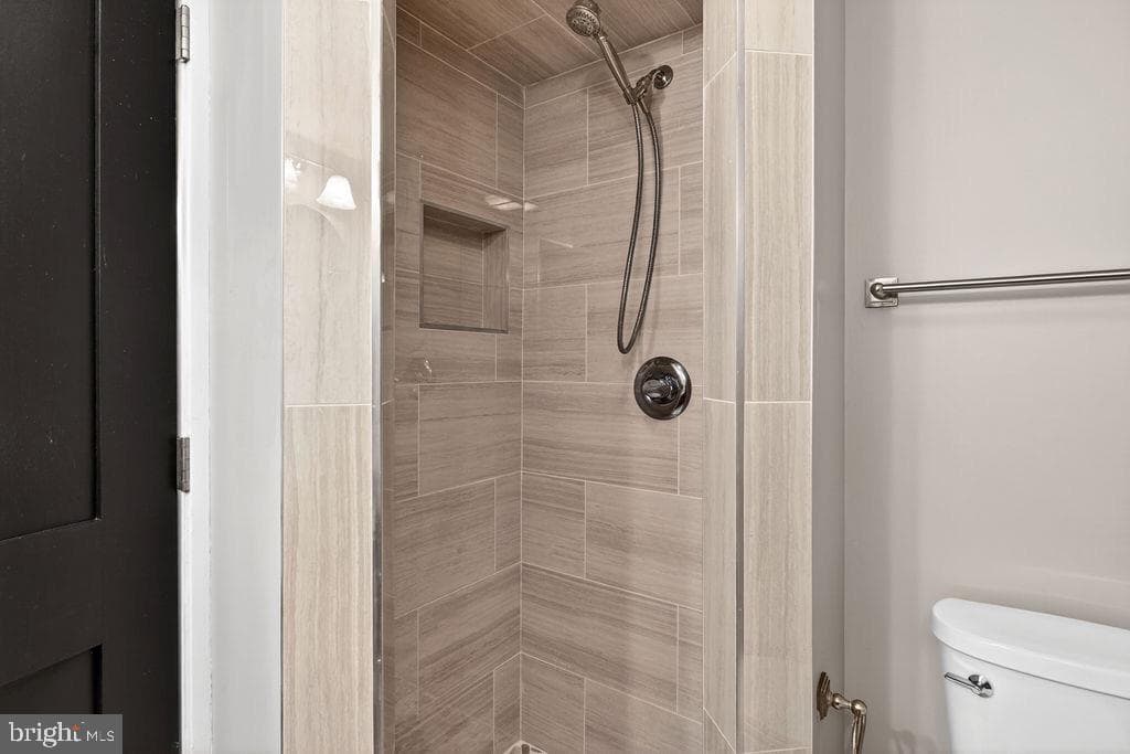 47 Beech photo 36